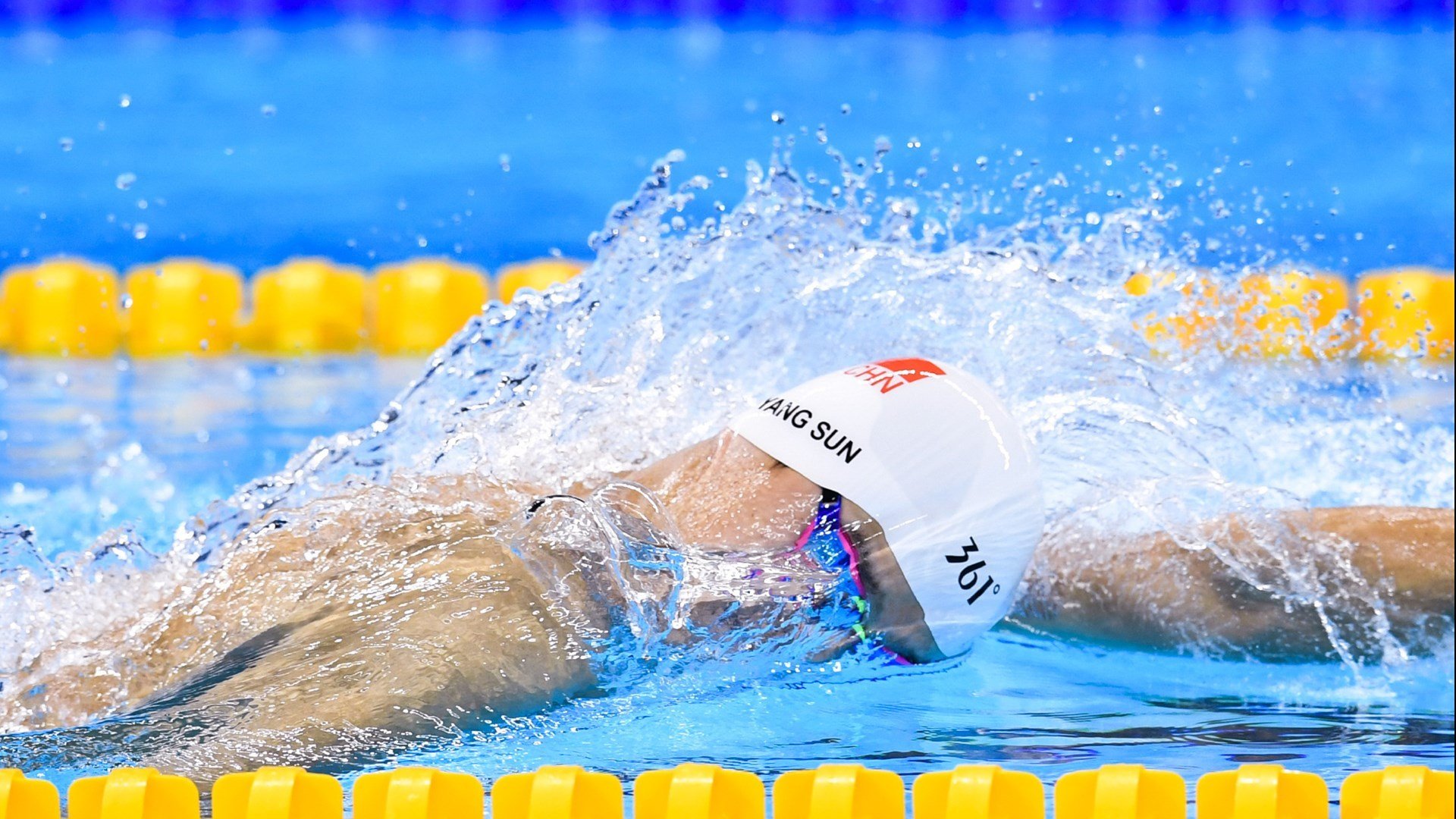 朱婷携手品牌参与公益校园计划，朱婷做了哪些慈善